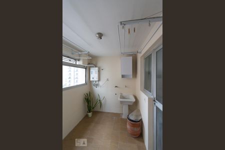 Apartamento para alugar com 100m², 3 quartos e sem vaga Apartamento para alugar com 100m², 3 quartos e sem vagaÁrea de Serviço