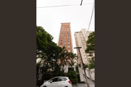 Apartamento para alugar com 100m², 3 quartos e sem vaga Apartamento para alugar com 100m², 3 quartos e sem vagaFachada