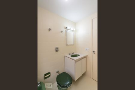 Apartamento para alugar com 100m², 3 quartos e sem vaga Apartamento para alugar com 100m², 3 quartos e sem vagaBanheiro Suíte
