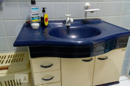 Banheiro de apartamento à venda com 1 quarto, 90m² em Vila Romana, São Paulo