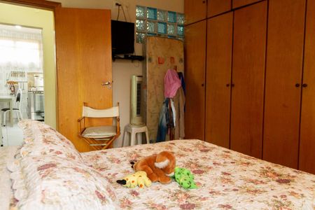 Quarto de apartamento à venda com 1 quarto, 90m² em Vila Romana, São Paulo