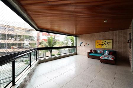 Varanda de apartamento para alugar com 3 quartos, 187m² em Recreio dos Bandeirantes, Rio de Janeiro