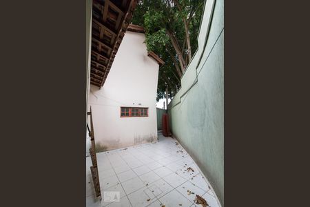 Casa à venda com 166m², 4 quartos e 2 vagasÁrea externa lateral