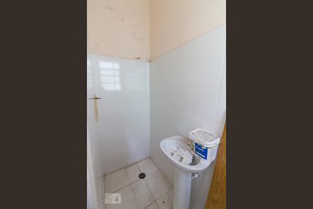 Casa à venda com 166m², 4 quartos e 2 vagasBanheiro de serviço