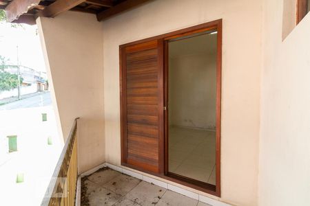 Casa à venda com 166m², 4 quartos e 2 vagasVaranda quarto 3 suíte