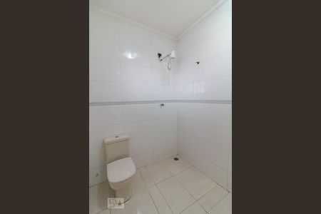 Casa à venda com 166m², 4 quartos e 2 vagasBanheiro social