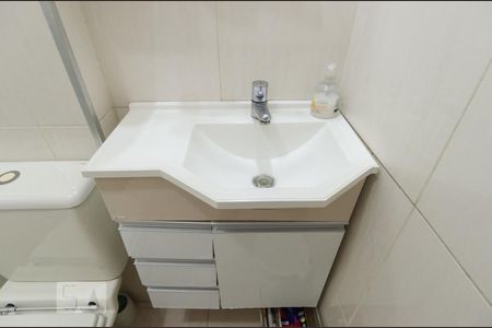 Pia de apartamento para alugar com 2 quartos, 65m² em Ferrazópolis, São Bernardo do Campo