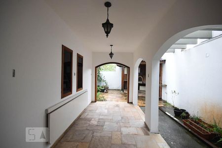 Varanda de casa à venda com 4 quartos, 350m² em Lar São Paulo, São Paulo