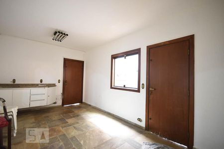 Casa à venda com 350m², 4 quartos e 4 vagas Casa à venda com 350m², 4 quartos e 4 vagasCopa 1