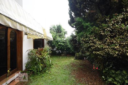 Jardim de casa à venda com 4 quartos, 350m² em Lar São Paulo, São Paulo