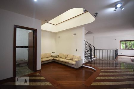 Sala de casa à venda com 4 quartos, 350m² em Lar São Paulo, São Paulo