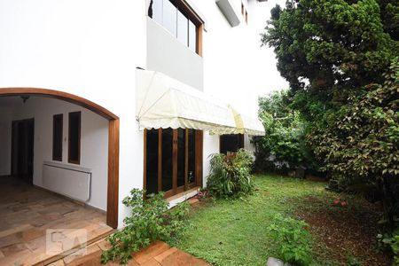 Jardim de casa à venda com 4 quartos, 350m² em Lar São Paulo, São Paulo