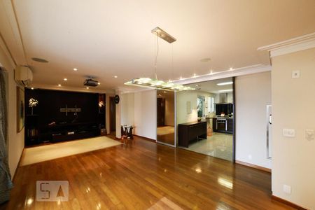 Apartamento para alugar com 124m², 3 quartos e 2 vagasSala