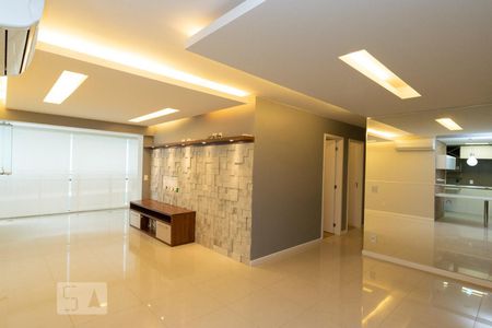 Sala de apartamento à venda com 3 quartos, 120m² em Charitas, Niterói