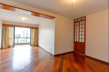 Sala de apartamento à venda com 3 quartos, 134m² em Jardim das Bandeiras, São Paulo