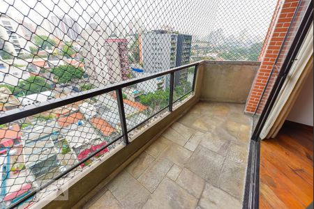 Varanda de apartamento à venda com 3 quartos, 134m² em Jardim das Bandeiras, São Paulo