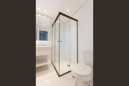 Apartamento para alugar com 98m², 2 quartos e 2 vagas Apartamento para alugar com 98m², 2 quartos e 2 vagasBanheiro Suite 01