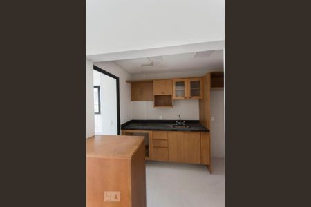 Cozinha de apartamento para alugar com 2 quartos, 98m² em Jardim Europa, São Paulo