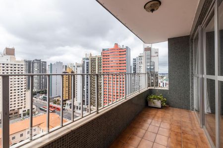 Varanda de apartamento para alugar com 3 quartos, 166m² em Batel, Curitiba