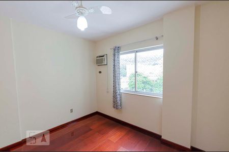 Apartamento à venda com 100m², 2 quartos e 1 vagaQuarto 2