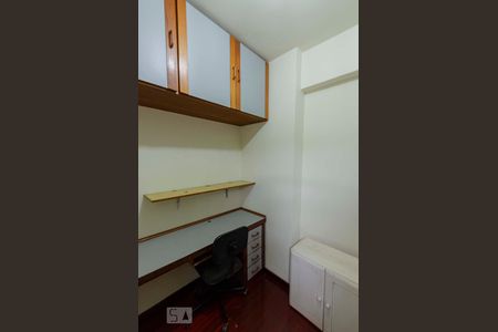 Apartamento à venda com 100m², 2 quartos e 1 vagaQuarto de Serviço