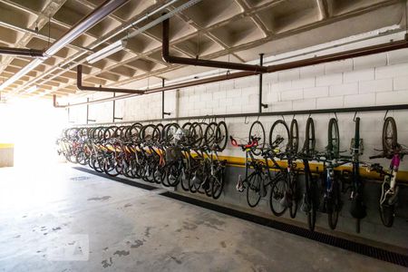 Apartamento para alugar com 62m², 2 quartos e 1 vaga Apartamento para alugar com 62m², 2 quartos e 1 vagaBicicletario