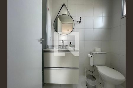 Apartamento para alugar com 62m², 2 quartos e 1 vaga Apartamento para alugar com 62m², 2 quartos e 1 vagaBanheiro da Suíte