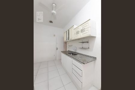Apartamento para alugar com 80m², 2 quartos e sem vaga Apartamento para alugar com 80m², 2 quartos e sem vagaCozinha