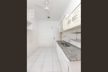 Apartamento para alugar com 80m², 2 quartos e sem vaga Apartamento para alugar com 80m², 2 quartos e sem vagaCozinha