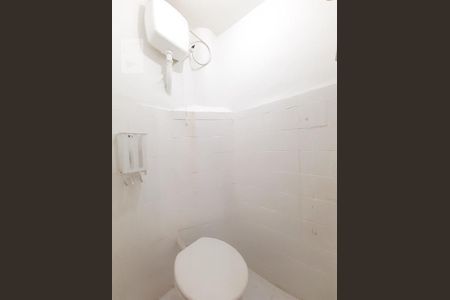 Apartamento para alugar com 80m², 2 quartos e sem vaga Apartamento para alugar com 80m², 2 quartos e sem vagaBanheiro de Serviço