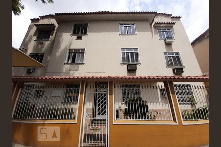 Apartamento para alugar com 80m², 2 quartos e sem vaga Apartamento para alugar com 80m², 2 quartos e sem vagaFachada