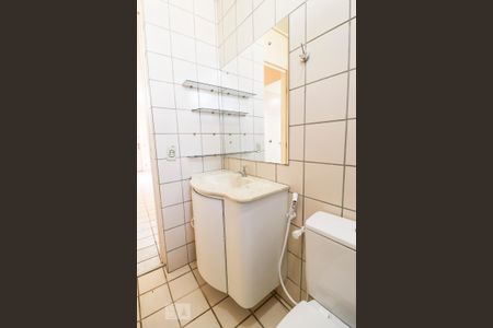 Apartamento para alugar com 60m², 2 quartos e 1 vaga Apartamento para alugar com 60m², 2 quartos e 1 vagaBanheiro
