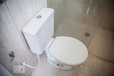Apartamento à venda com 90m², 2 quartos e sem vaga Apartamento à venda com 90m², 2 quartos e sem vagaDetalhe do Banheiro da Suite