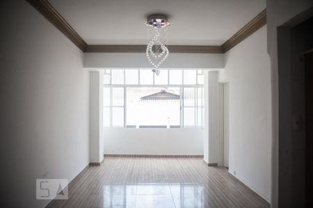 Apartamento à venda com 90m², 2 quartos e sem vaga Apartamento à venda com 90m², 2 quartos e sem vagaSala