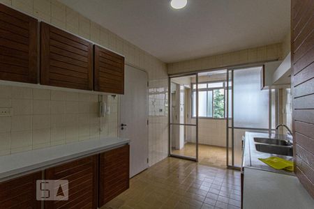 Apartamento à venda com 120m², 2 quartos e 1 vagaCozinha