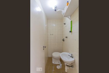 Apartamento à venda com 120m², 2 quartos e 1 vagaBanheiro de Serviço