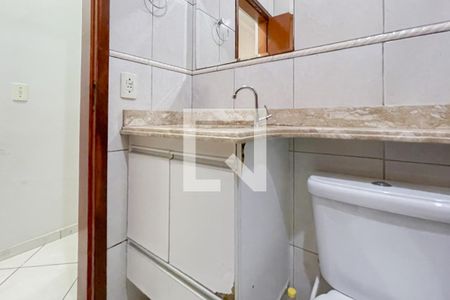 Casa à venda com 135m², 3 quartos e 2 vagas Casa à venda com 135m², 3 quartos e 2 vagasBanheiro Social