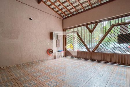 Casa à venda com 135m², 3 quartos e 2 vagas Casa à venda com 135m², 3 quartos e 2 vagasGaragem