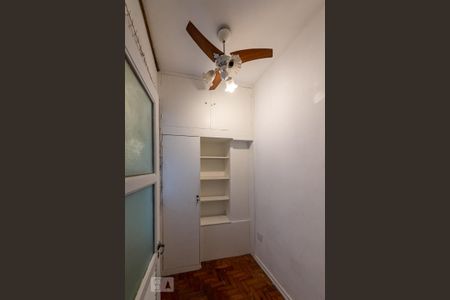 Apartamento para alugar com 166m², 4 quartos e 1 vaga Apartamento para alugar com 166m², 4 quartos e 1 vagaQuarto de Serviço