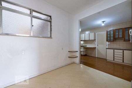 Apartamento para alugar com 166m², 4 quartos e 1 vaga Apartamento para alugar com 166m², 4 quartos e 1 vagaCopa
