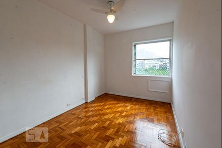 Apartamento para alugar com 166m², 4 quartos e 1 vaga Apartamento para alugar com 166m², 4 quartos e 1 vagaSuíte 1