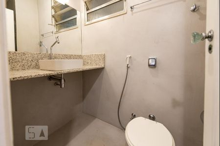 Apartamento para alugar com 166m², 4 quartos e 1 vaga Apartamento para alugar com 166m², 4 quartos e 1 vagaBanheiro
