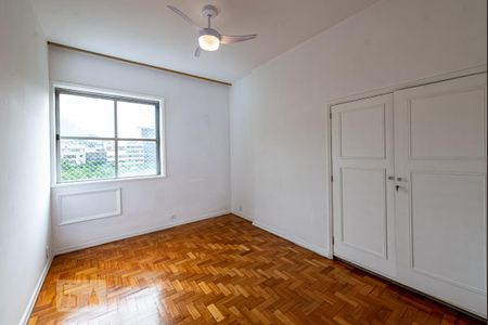 Apartamento para alugar com 166m², 4 quartos e 1 vaga Apartamento para alugar com 166m², 4 quartos e 1 vagaQuarto 2