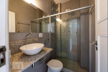 Apartamento para alugar com 166m², 4 quartos e 1 vaga Apartamento para alugar com 166m², 4 quartos e 1 vagaBanheiro da Suíte 1
