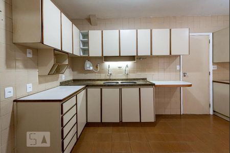 Apartamento para alugar com 166m², 4 quartos e 1 vaga Apartamento para alugar com 166m², 4 quartos e 1 vagaCozinha