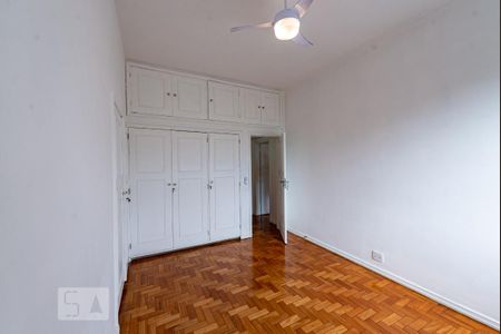 Apartamento para alugar com 166m², 4 quartos e 1 vaga Apartamento para alugar com 166m², 4 quartos e 1 vagaQuarto 2