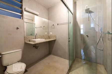 Apartamento para alugar com 166m², 4 quartos e 1 vaga Apartamento para alugar com 166m², 4 quartos e 1 vagaBanheiro da Suíte 2