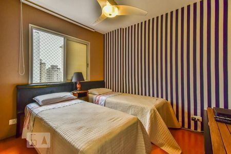 Apartamento à venda com 140m², 3 quartos e 2 vagasQuarto 2
