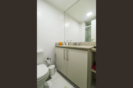 Apartamento para alugar com 70m², 2 quartos e 1 vaga