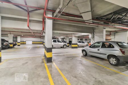 Apartamento para alugar com 70m², 2 quartos e 1 vaga